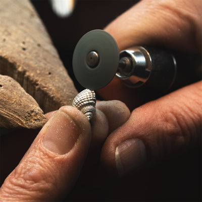 Tanzende Wellen Silber Anhänger